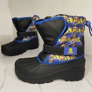 Athletech Winter Boots Youth Boys 4M Black Blue Skull Print Rubber Faux Fur
.